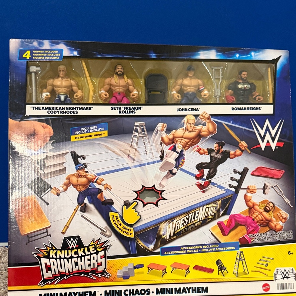 WWE Knuckle Crunchers Mini Mayhem Playset - Blue, Yellow, Red